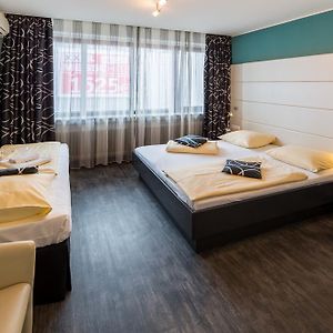 Familien-Zimmer
